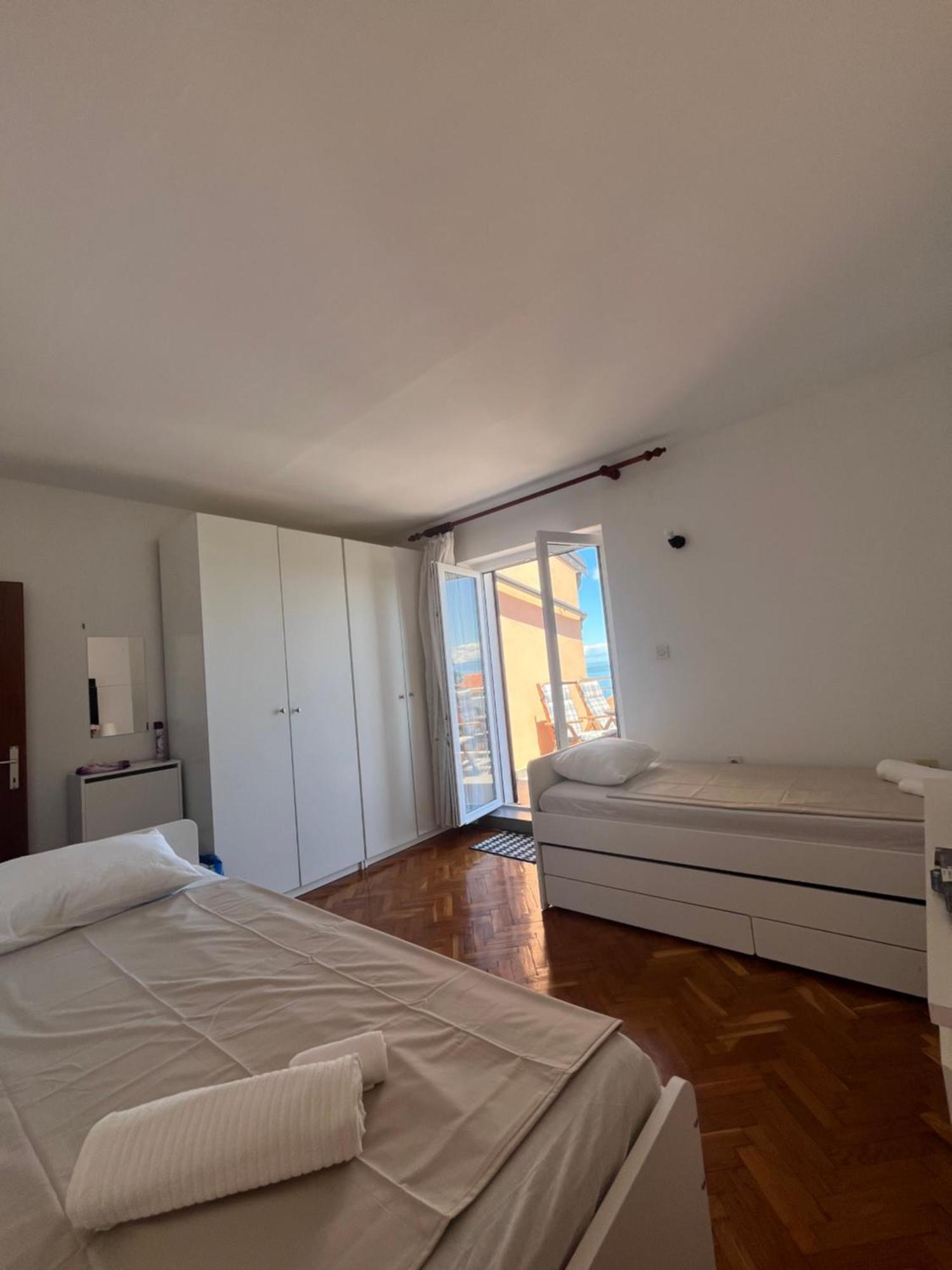 Falcon Mali Lošinj Exterior foto